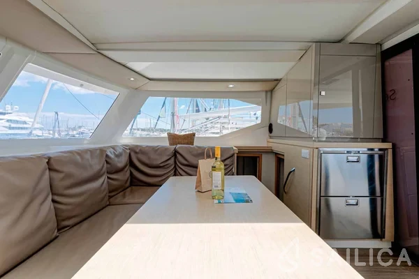 Lucia 40 - Yacht Charter Sailica