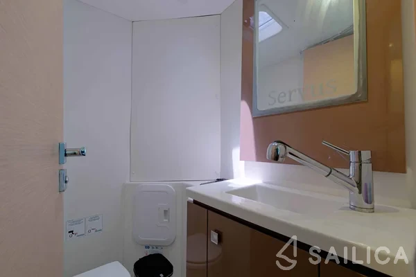 Lucia 40 - Yacht Charter Sailica