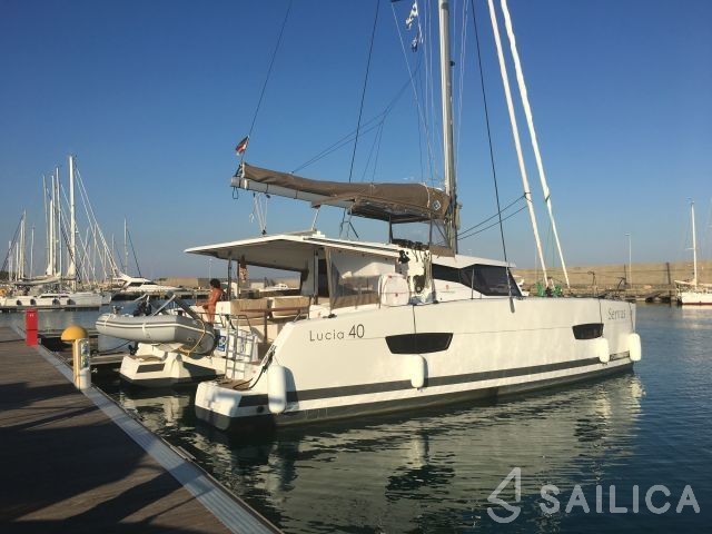 Lucia 40 - Yacht Charter Sailica