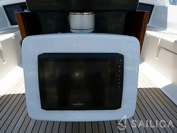 Oceanis 48 - Yacht Charter Sailica