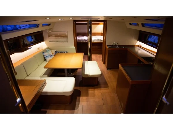 Oceanis 48 - Yacht Charter Sailica