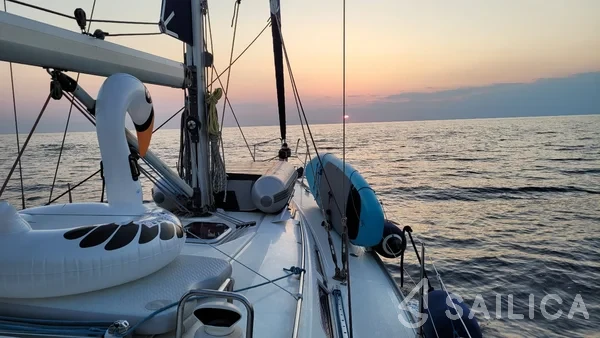 Bavaria 40 - Yacht Charter Sailica