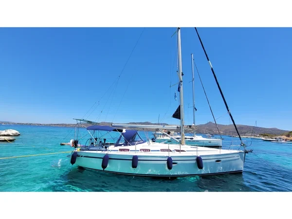 Bavaria 40 - Yacht Charter Sailica
