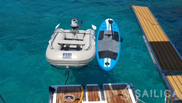Bavaria 40 - Yacht Charter Sailica