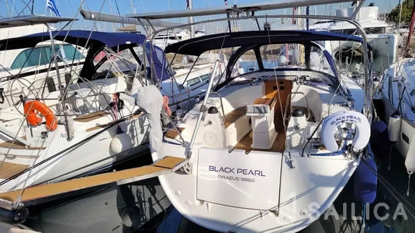 Bavaria 40 - Yacht Charter Sailica