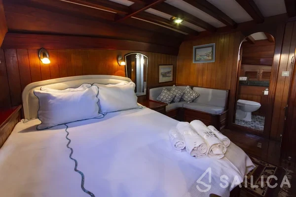 Gulet - Yacht Charter Sailica