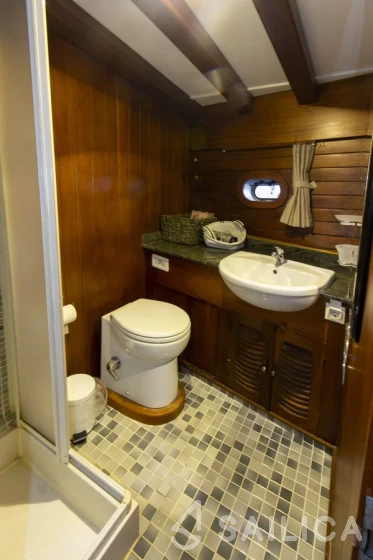 Gulet - Yacht Charter Sailica