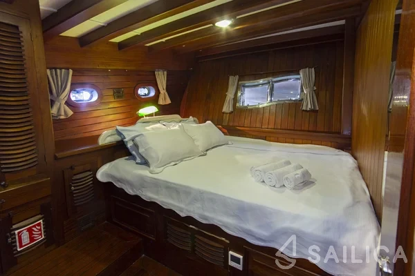 Gulet - Yacht Charter Sailica
