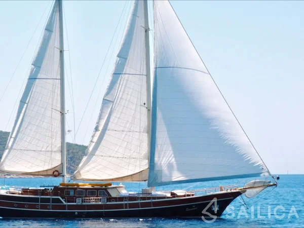 Gulet - Yacht Charter Sailica