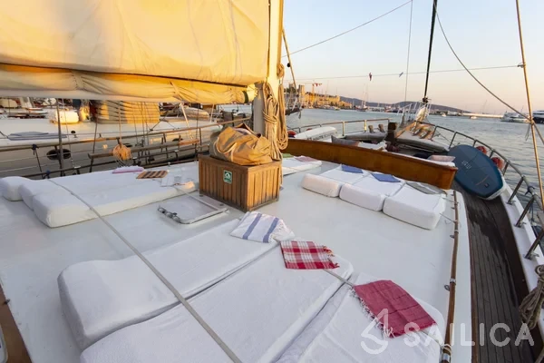 Gulet - Yacht Charter Sailica
