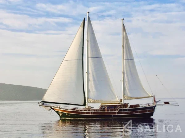 Gulet - Yacht Charter Sailica