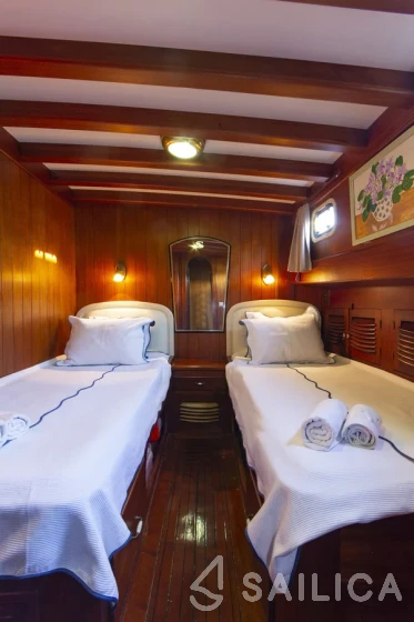 Gulet - Yacht Charter Sailica