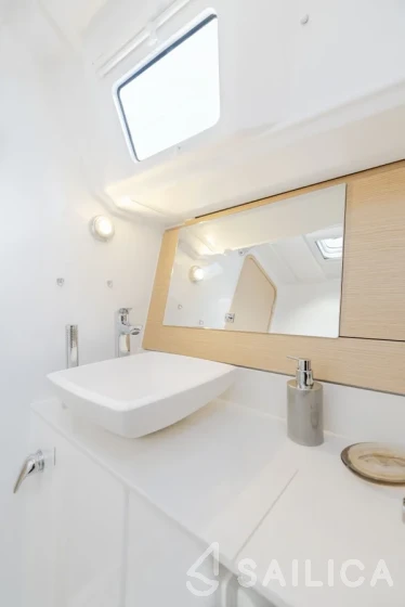 Dufour 360 GL - Yacht Charter Sailica
