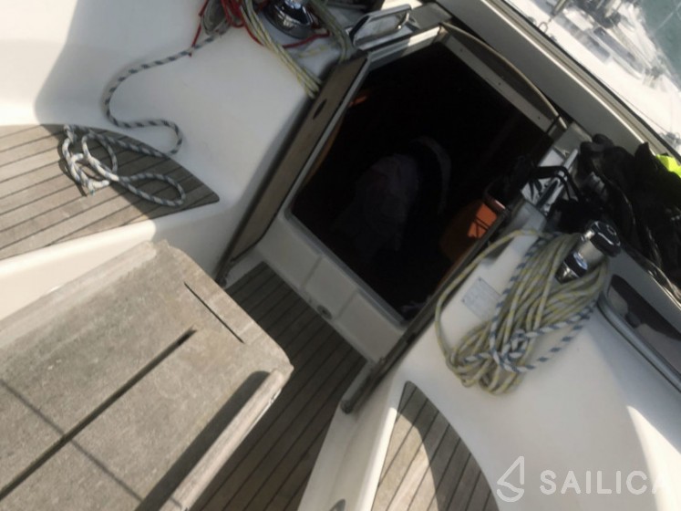 Bavaria Cruiser 40 - Yacht Charter Sailica