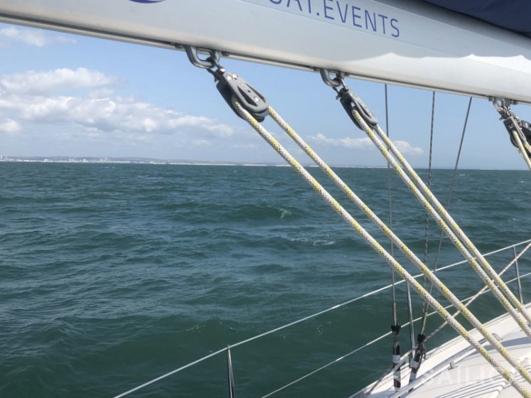 Bavaria Cruiser 40 - Yacht Charter Sailica