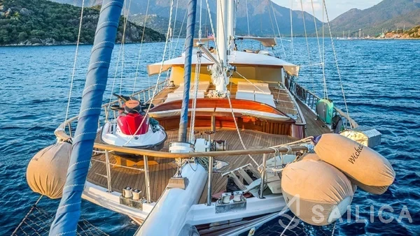 Gulet - Yacht Charter Sailica