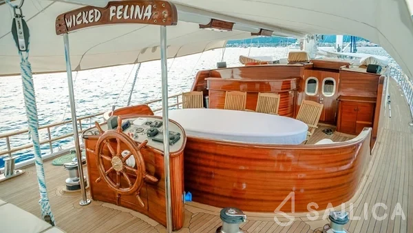 Gulet - Yacht Charter Sailica