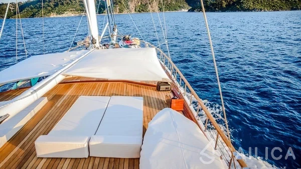 Gulet - Yacht Charter Sailica