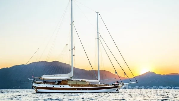 Gulet - Yacht Charter Sailica