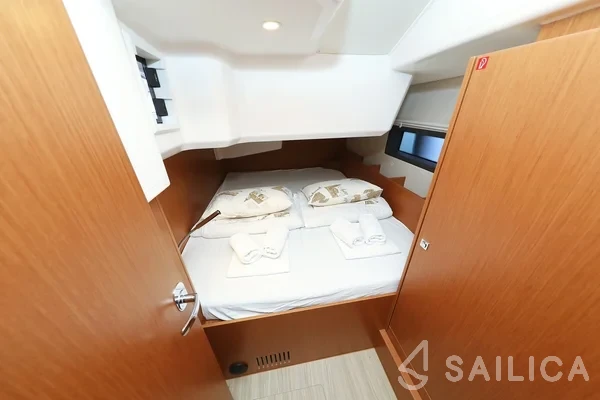 Bavaria C38 - Yacht Charter Sailica