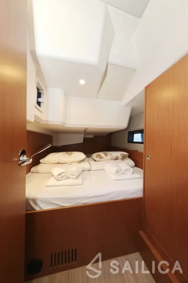 Bavaria C38 - Yacht Charter Sailica