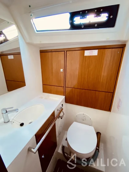 Bavaria Cruiser 46 Style - Yacht Charter Sailica