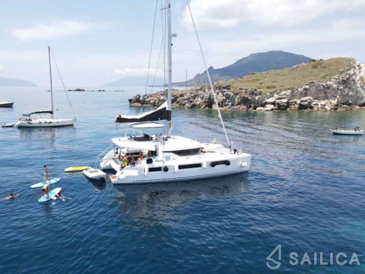 Lagoon 50 - Yacht Charter Sailica