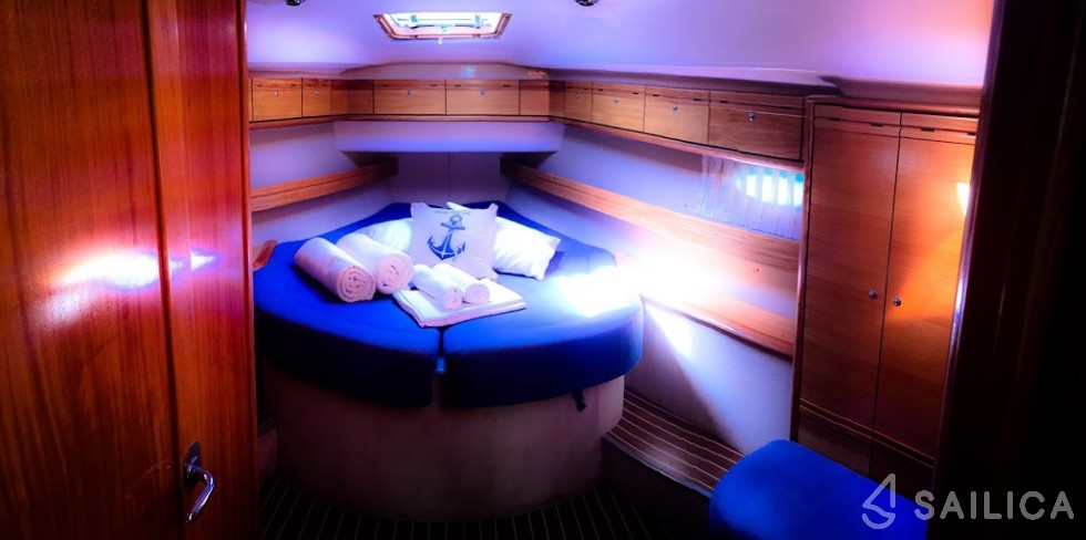 Bavaria 46 Cruiser - Yacht Charter Sailica