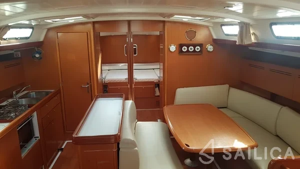 Cyclades 50.5 - Yacht Charter Sailica