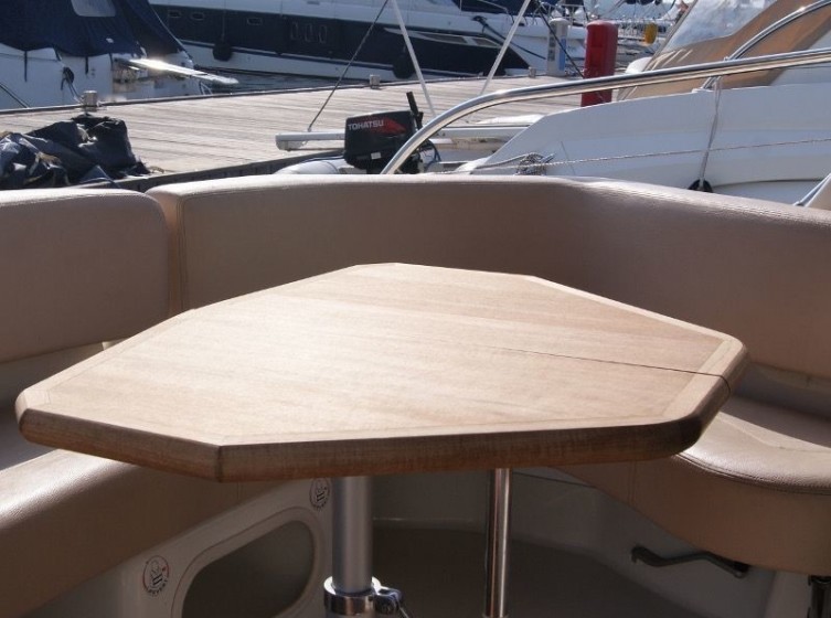Cranchi Zaffiro 36 - Yacht Charter Sailica