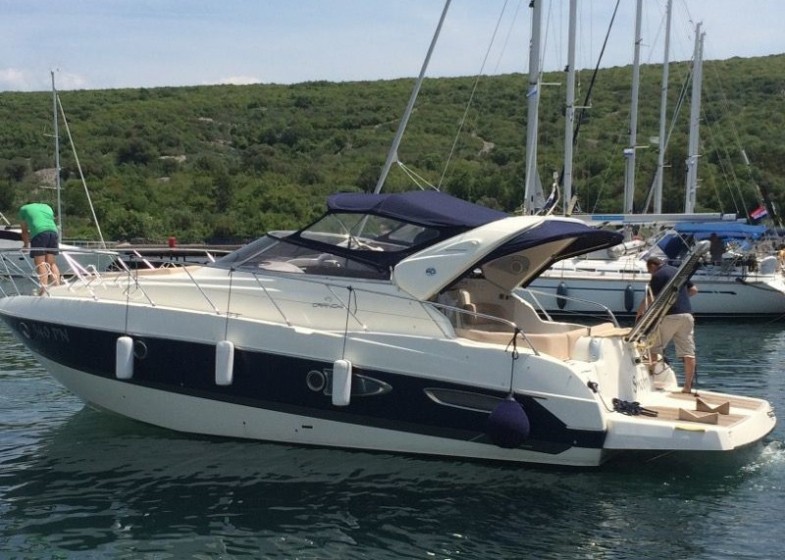 Cranchi Zaffiro 36 - Yacht Charter Sailica
