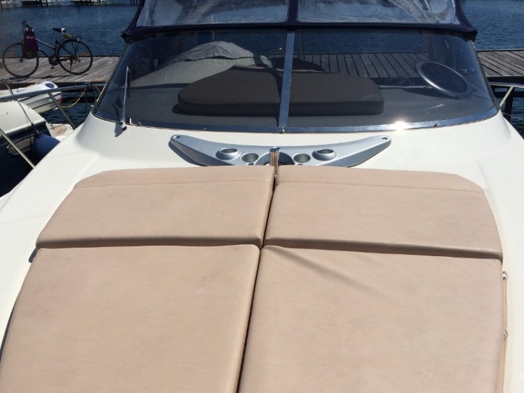 Cranchi Zaffiro 36 - Yacht Charter Sailica