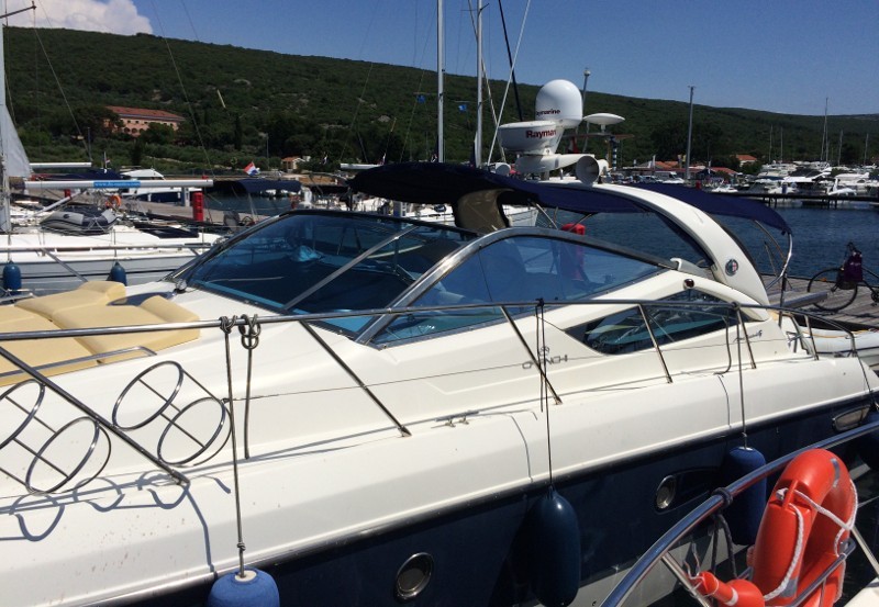 Cranchi Zaffiro 36 - Yacht Charter Sailica