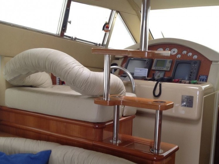Ferretti 460 - Yacht Charter Sailica