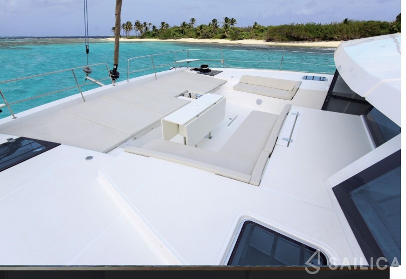 Bali 5.4. - Yacht Charter Sailica