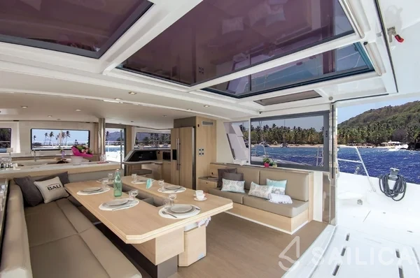 Bali 5.4. - Yacht Charter Sailica