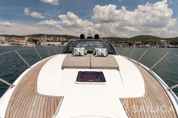 Azimut 50 - Yacht Charter Sailica