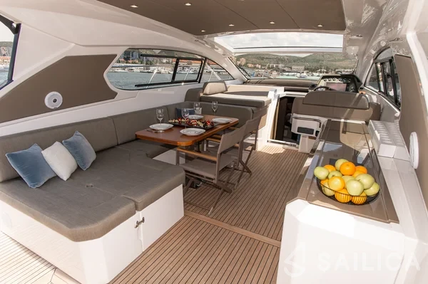 Azimut 50 - Yacht Charter Sailica