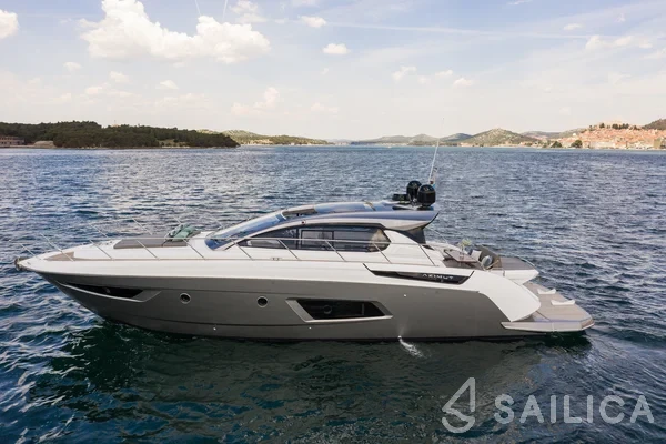Azimut 50 - Yacht Charter Sailica