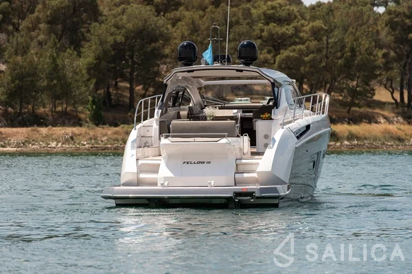 Azimut 50 - Yacht Charter Sailica