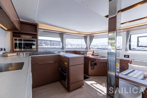 Lagoon 46  - Yacht Charter Sailica