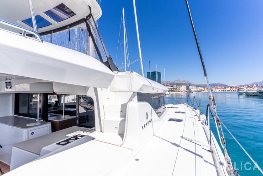 Lagoon 46  - Yacht Charter Sailica