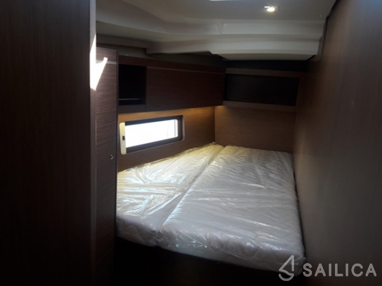 Oceanis 46.1 - Yacht Charter Sailica