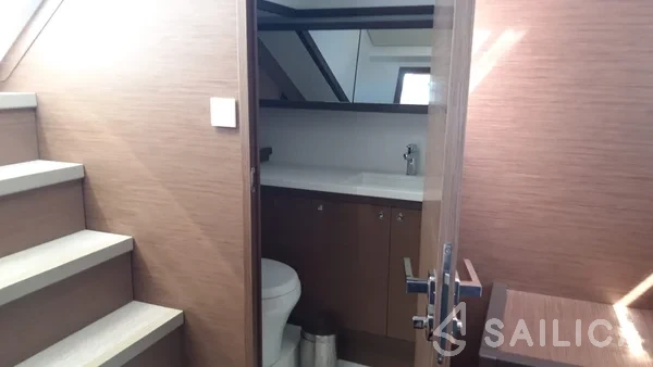 Lagoon 52F - Yacht Charter Sailica