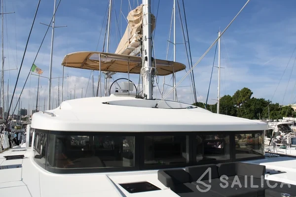 Lagoon 52F - Yacht Charter Sailica