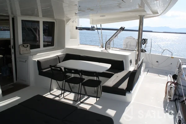 Lagoon 52F - Yacht Charter Sailica