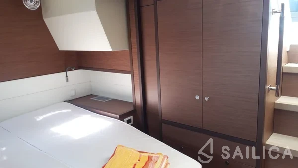 Lagoon 52F - Yacht Charter Sailica