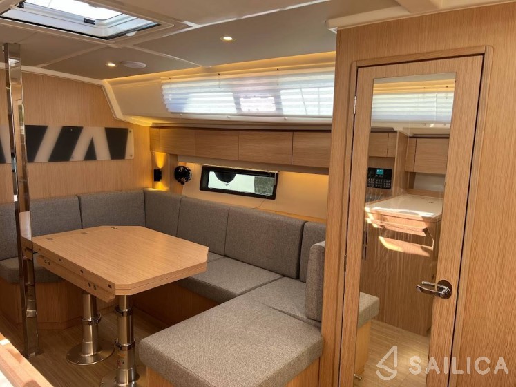 Bavaria C42 - Yacht Charter Sailica