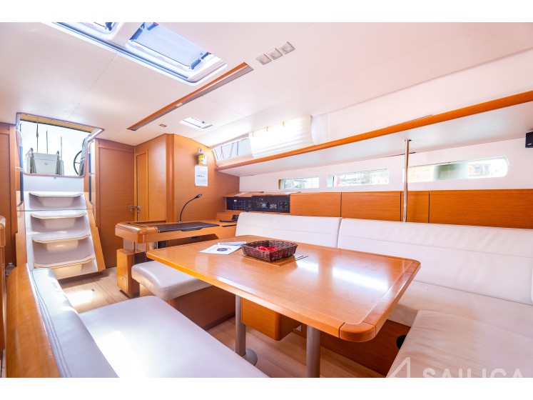 Sun Odyssey 440 - Yacht Charter Sailica