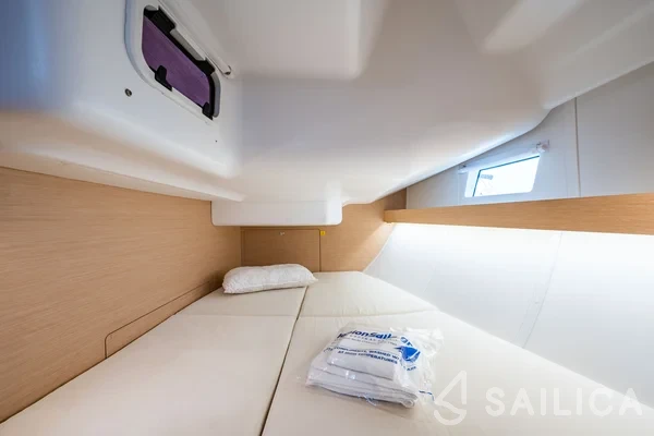 Elan 45 - Yacht Charter Sailica